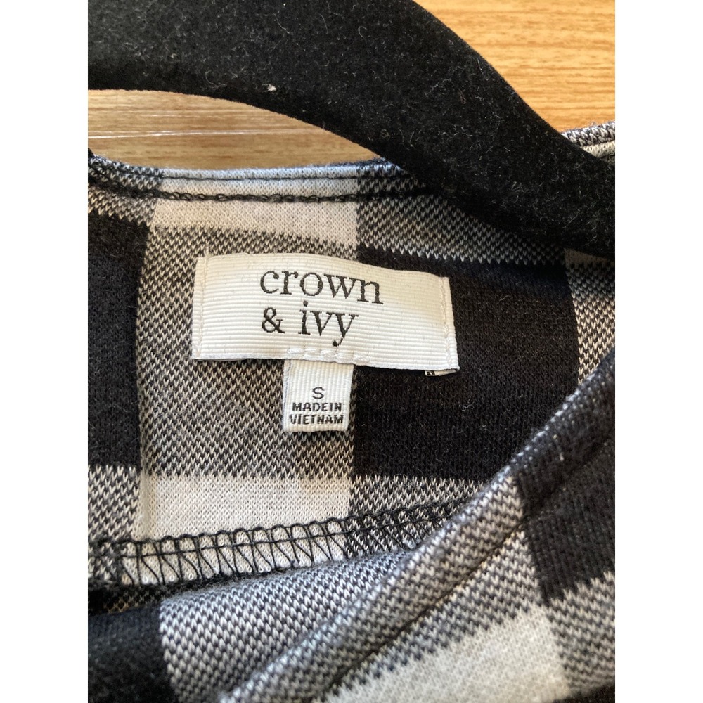 Crown & Ivy Womens S Bell Sleeve Top Black White Buffalo Check Gingham Plaid - Picture 3 of 7